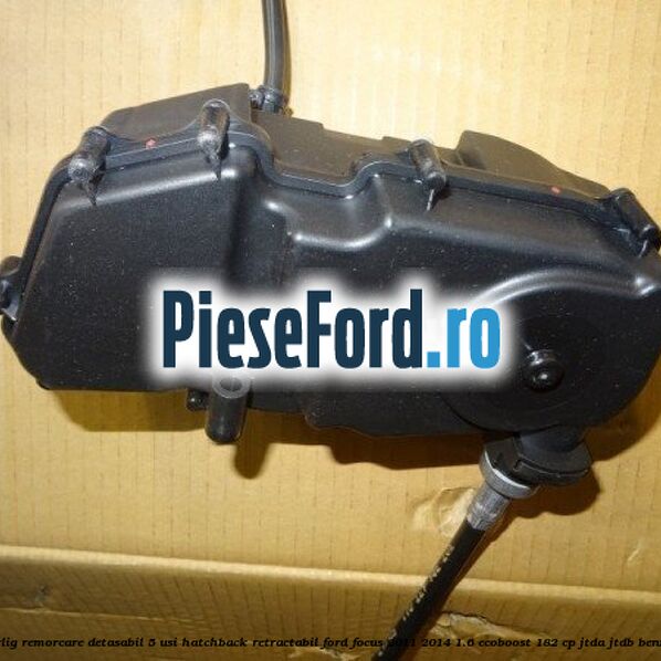 Carlig remorcare detasabil 5 usi hatchback retractabil Ford Focus 2011-2014 1.6 EcoBoost 182 cp JTDA, JTDB benzina