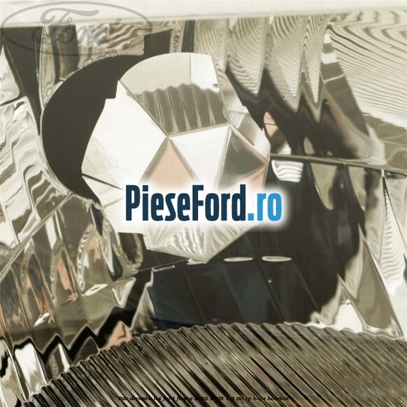 Far dreapta H4 Ford Fiesta 2002-2005 1.3 60 cp BAJA benzina