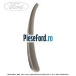 Bandou bara spate negru centru combi Ford Focus 2008-2011 1.4 80 cp