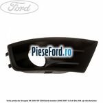 Grila proiector dreapta 06/2003-05/2005 Ford Mondeo 2000-2007 3.0 V6 24V 204 cp