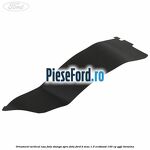 Ornament vertical usa fata stanga spre fata Ford B-Max 1.0 EcoBoost 140 cp