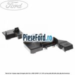 Soclu bec lampa stop dreapta Ford Ka 1996-2008 1.3 i 60 cp